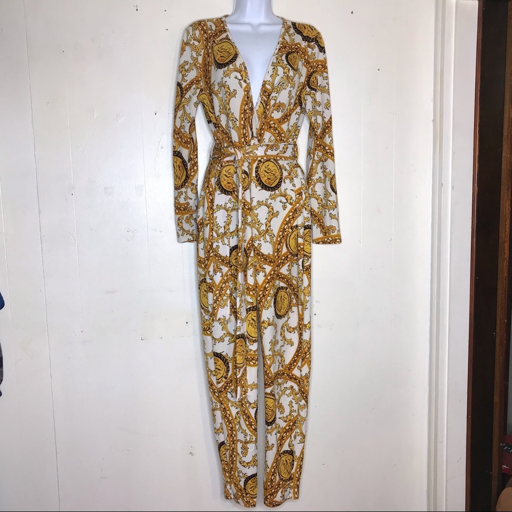 ***Plus Size*** 2XL Jumpsuit Fashion Nova